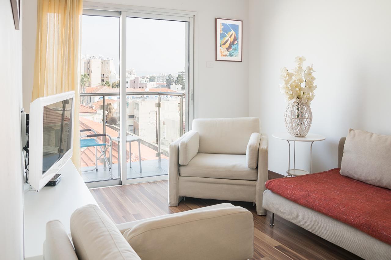 City Center Apartment Limassol Extérieur photo